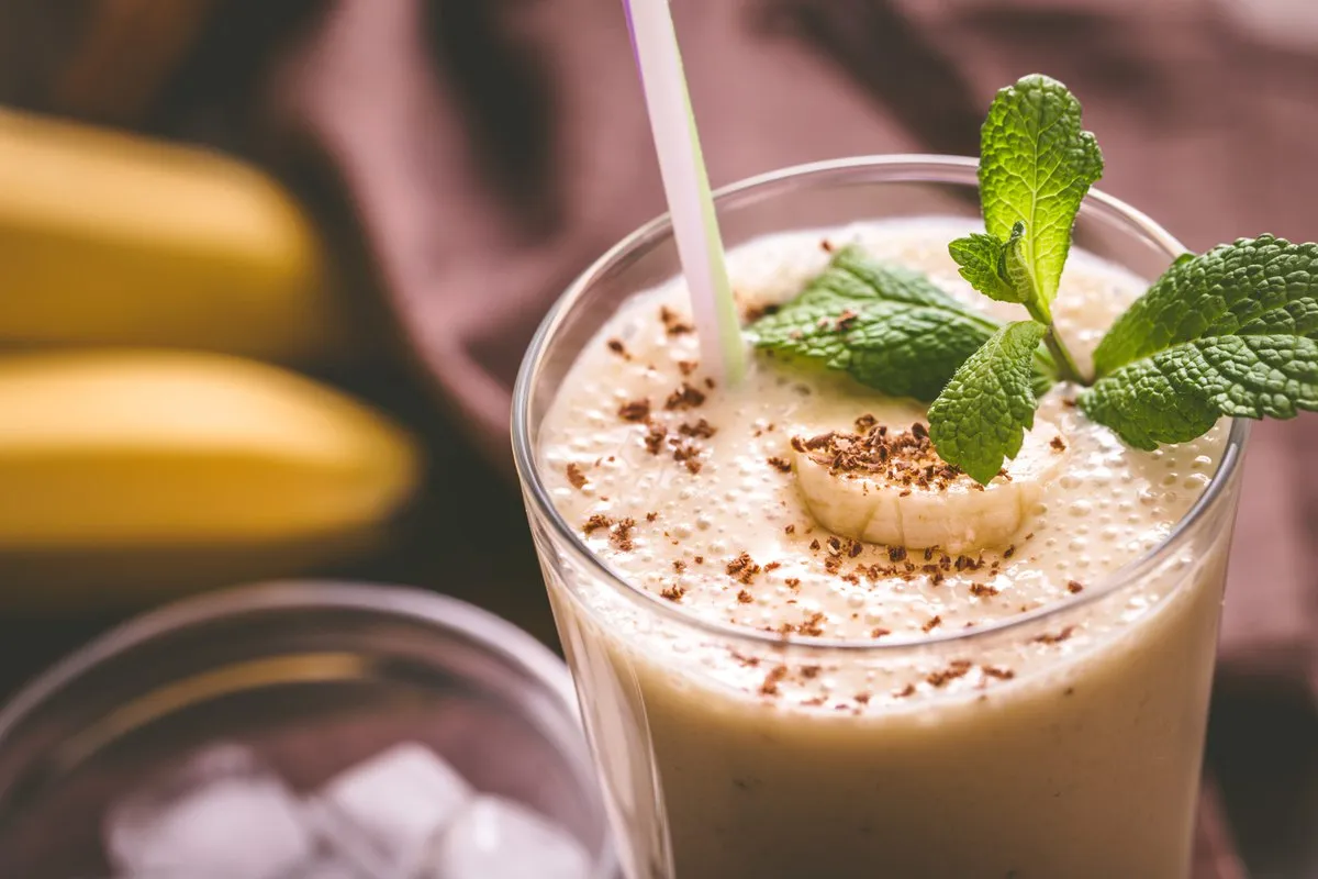 A mint-topped smoothie served at Café Y.